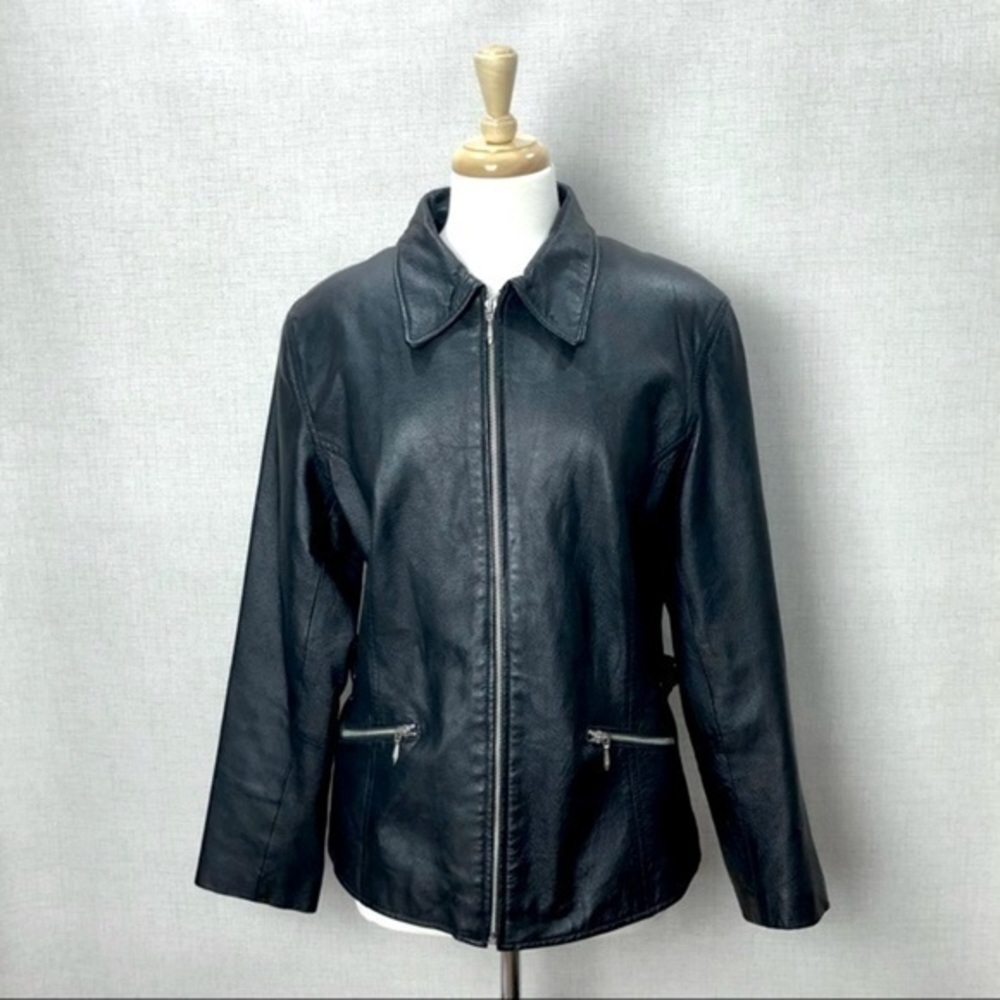 WILSONS Black Leather Coat Zip Front and Adjustable Side Cinch Straps
